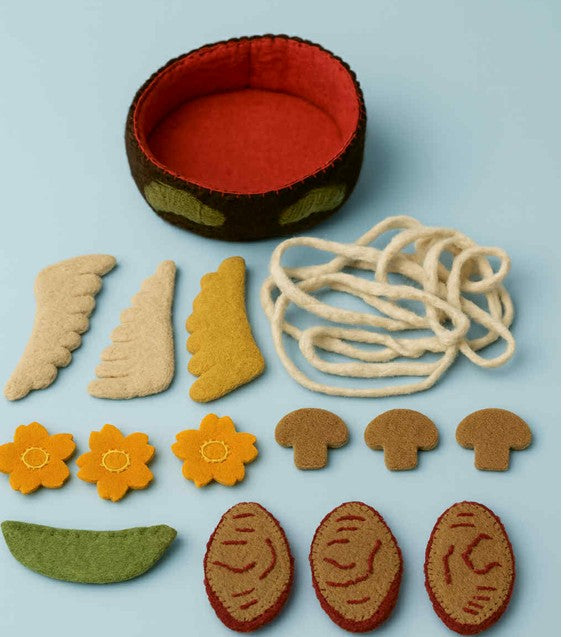 Beef Noodle Soup (Felt)