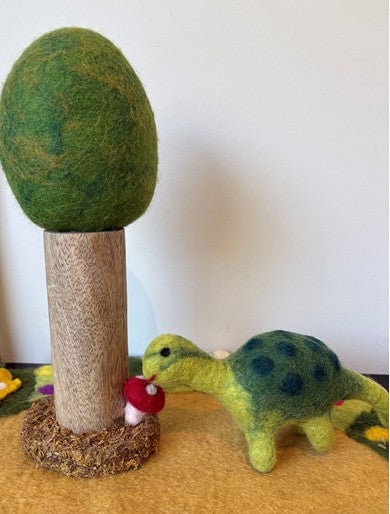 Donna the delightful dinosaur