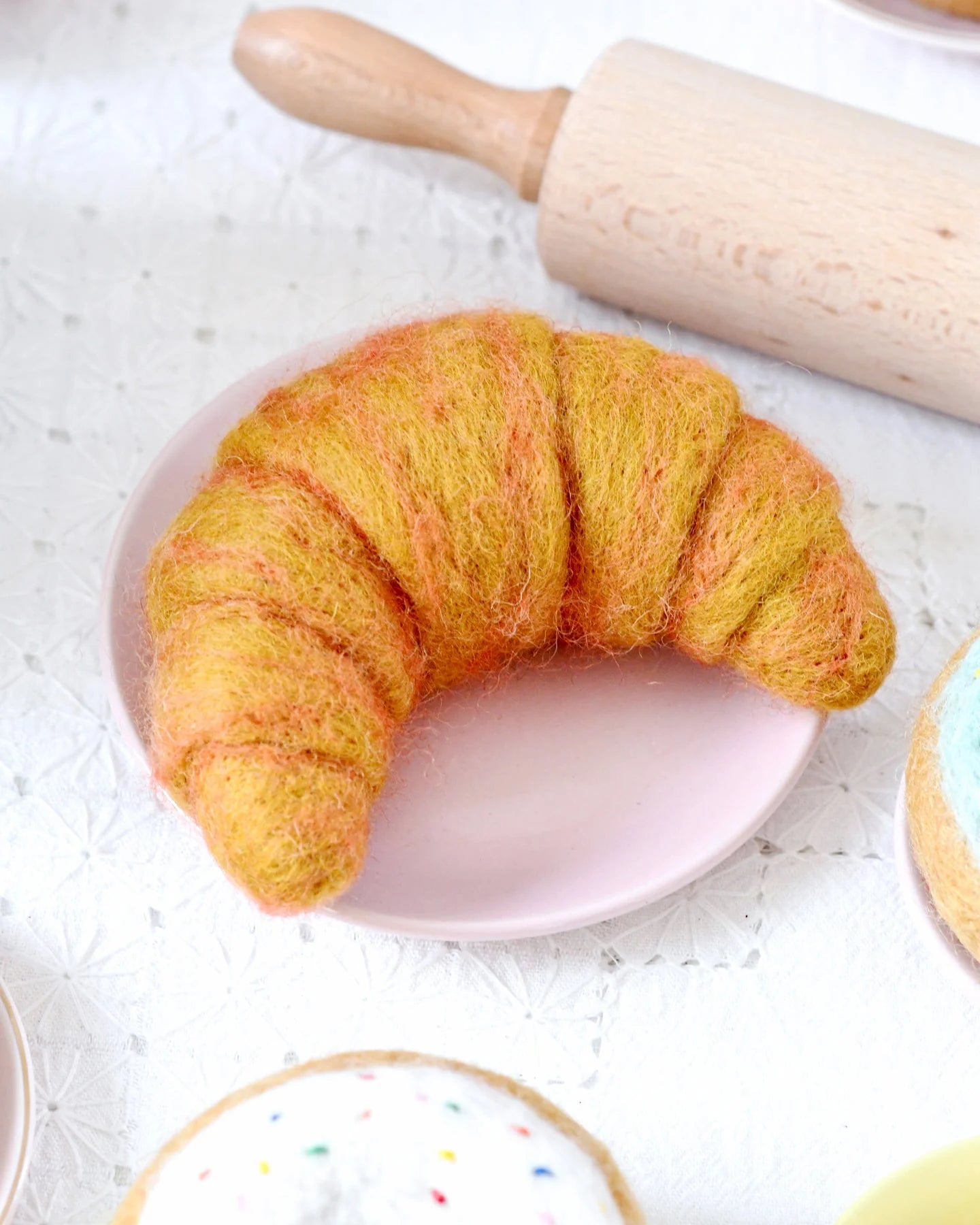 Plain Croissant 1pc - Felt