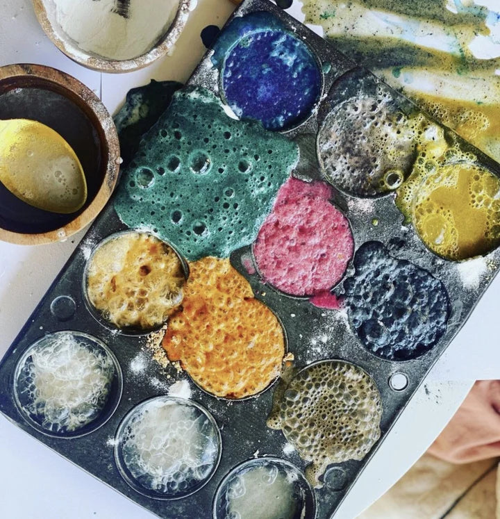 Eco Art & Crafts -  ECO FIZZ AND PAINT KIT: SENSORY PLAY, POTIONS, PAINTING etc