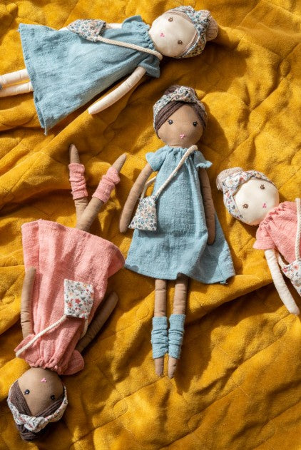 Nana Huchy - Miss Hazel Blue