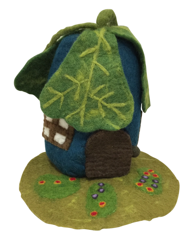 Oak Leaf House + Mat