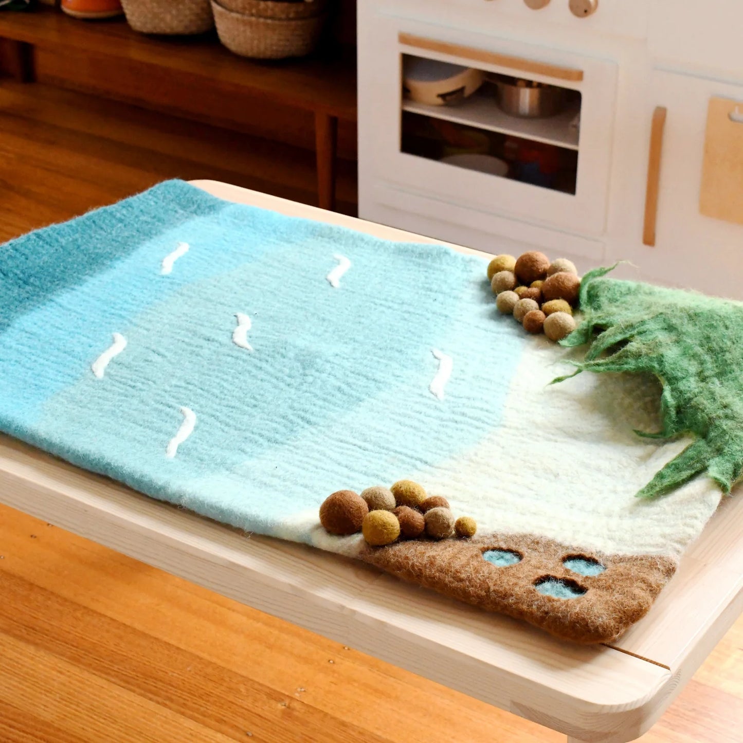 Sea & Rockpool Play Mat Large - Felt