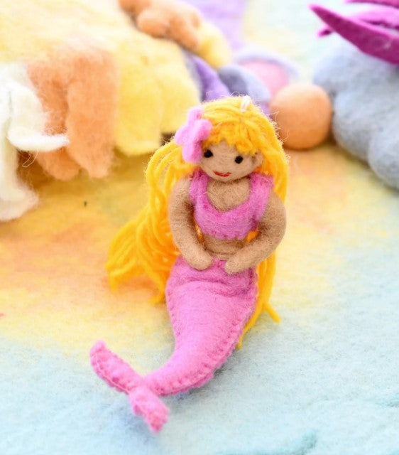 Coral Mermaid Hanging - Pink Tail